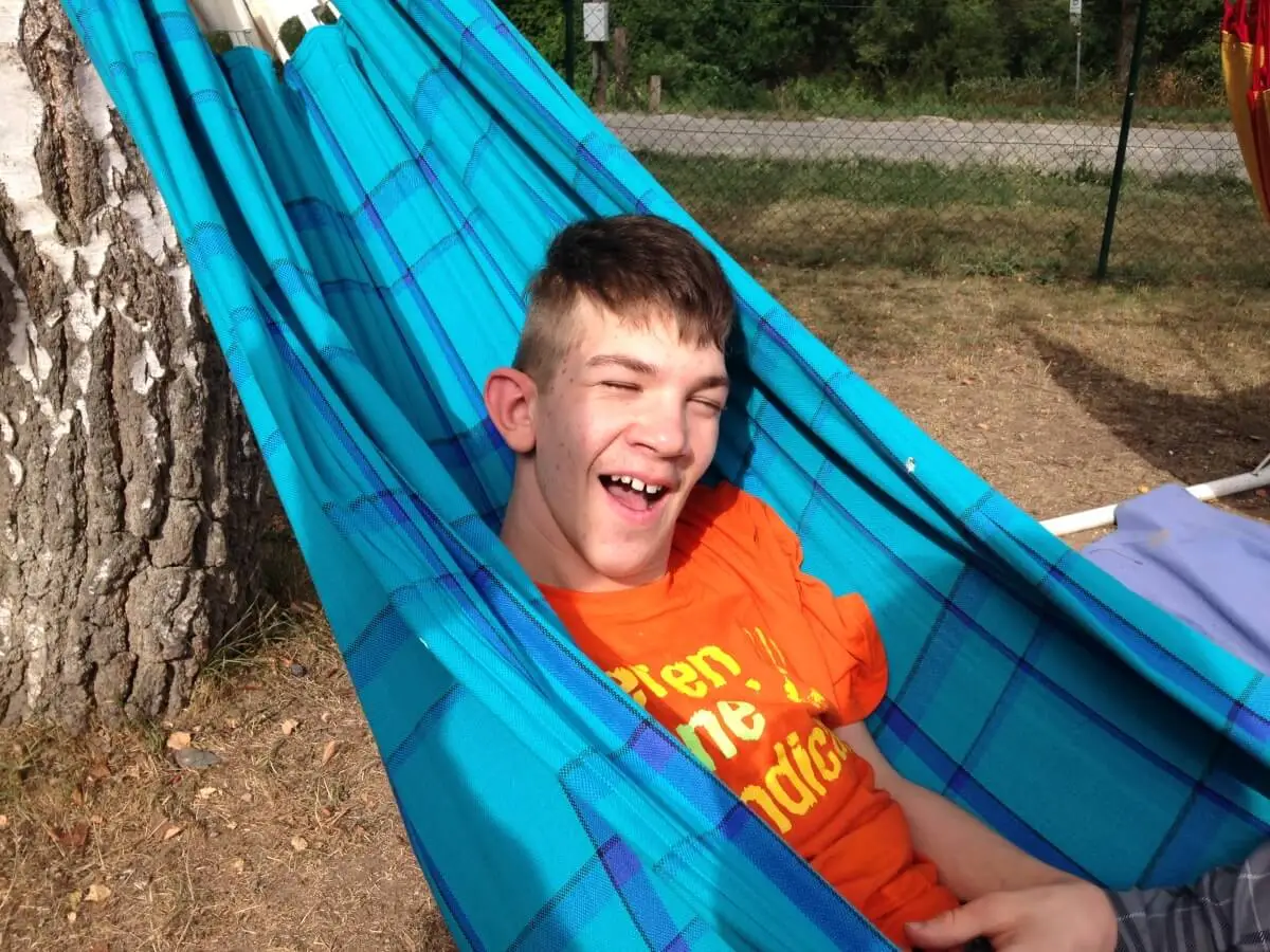 ferienohnehandicap-camp-I-2017_klangschalen_019