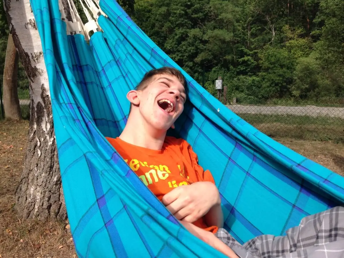 ferienohnehandicap-camp-I-2017_klangschalen_020