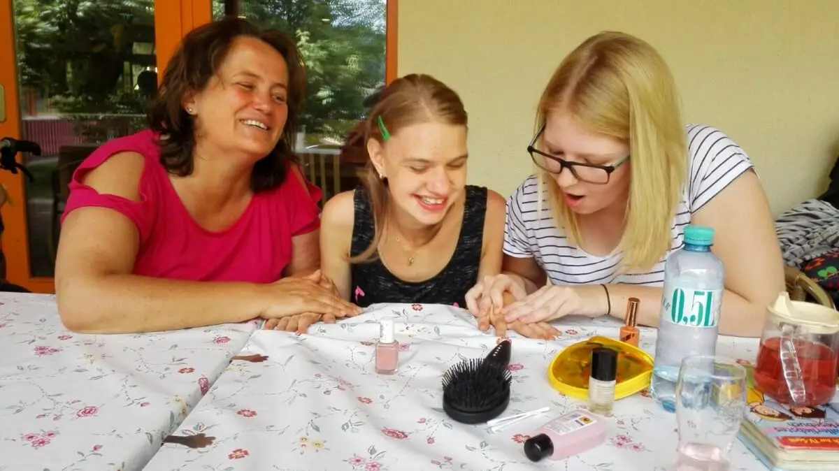 ferienohnehandicap-camp-I-2017_klangschalen_024