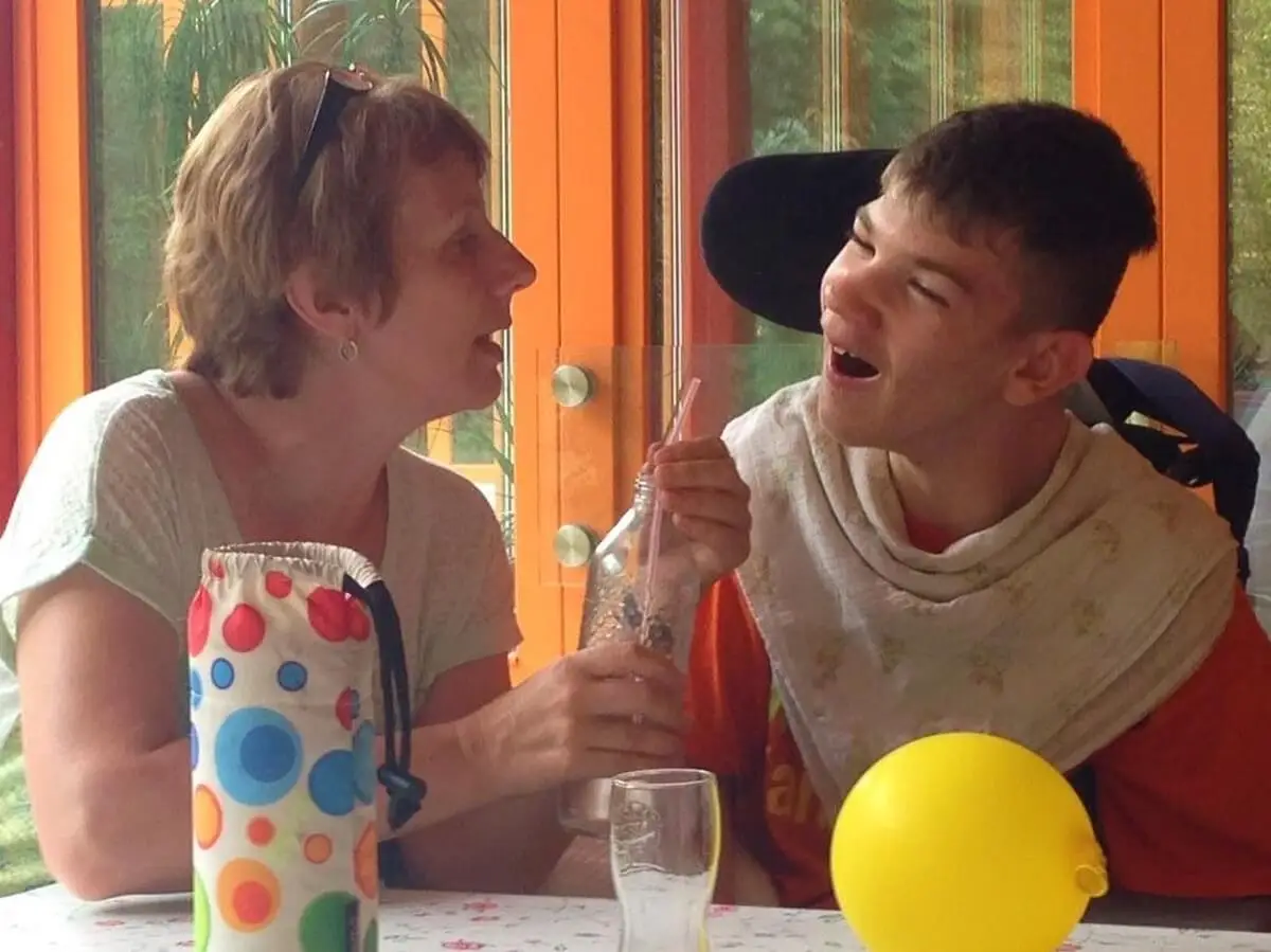 ferienohnehandicap-camp-I-2017_klangschalen_035