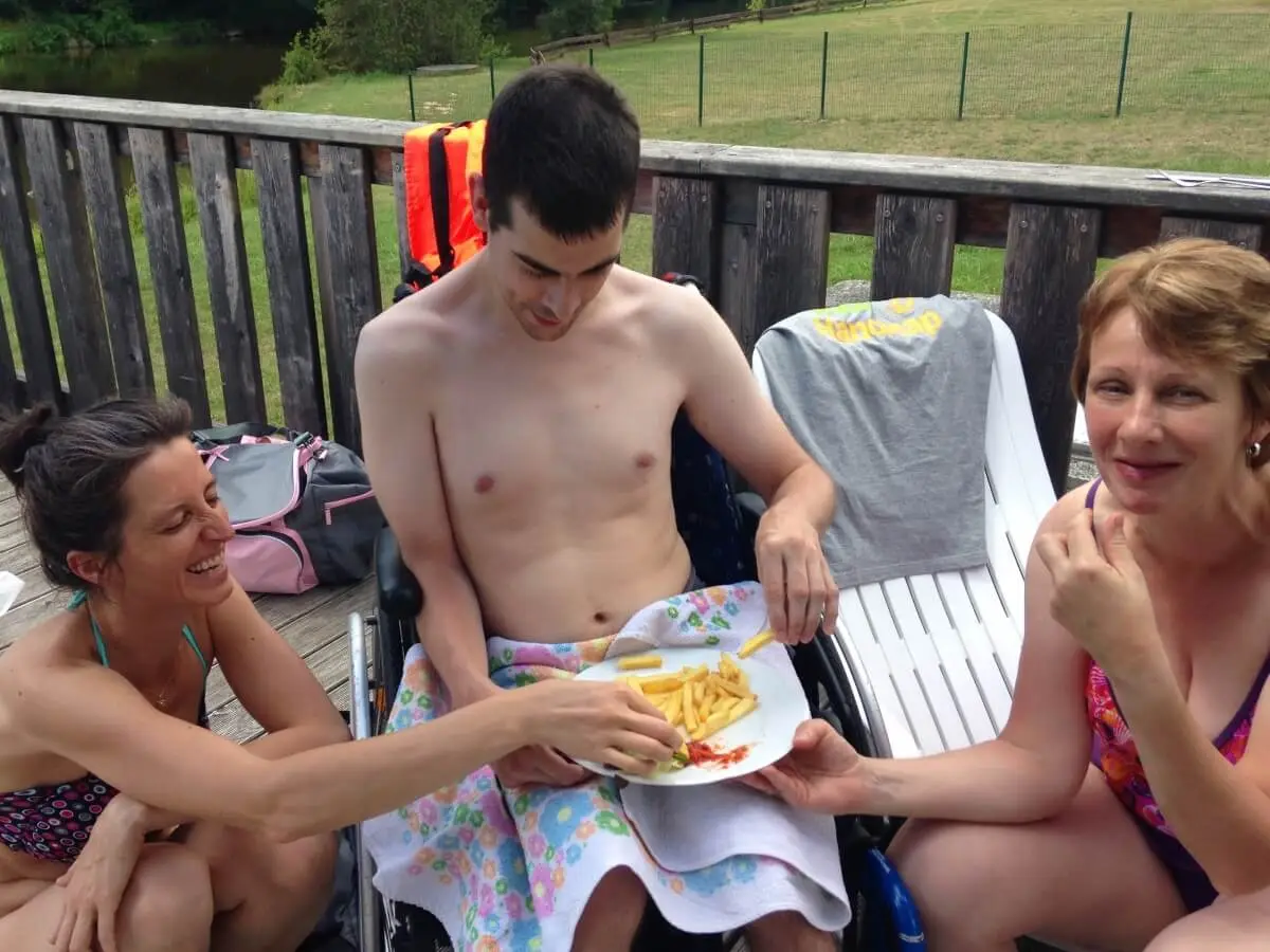 ferienohnehandicap-camp-I-2017_schwimmen_010