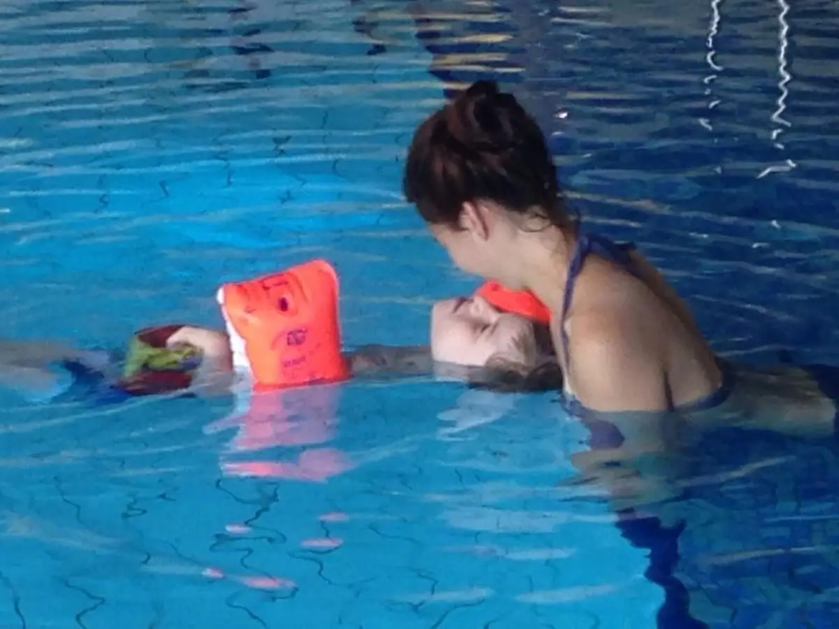 ferienohnehandicap-camp-I-2017_schwimmen_019