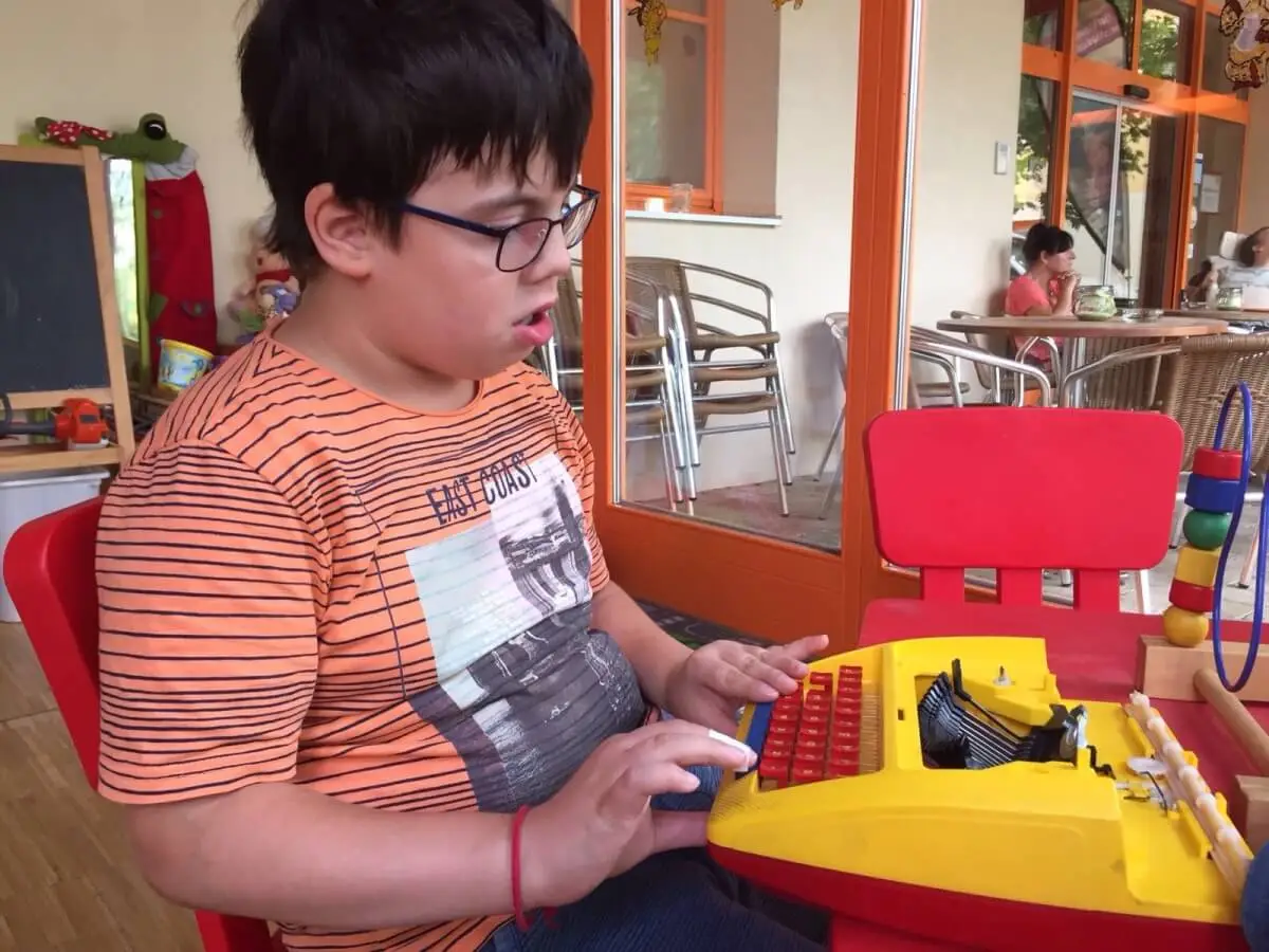 ferienohnehandicap-camp-I-2017_schwimmen_022