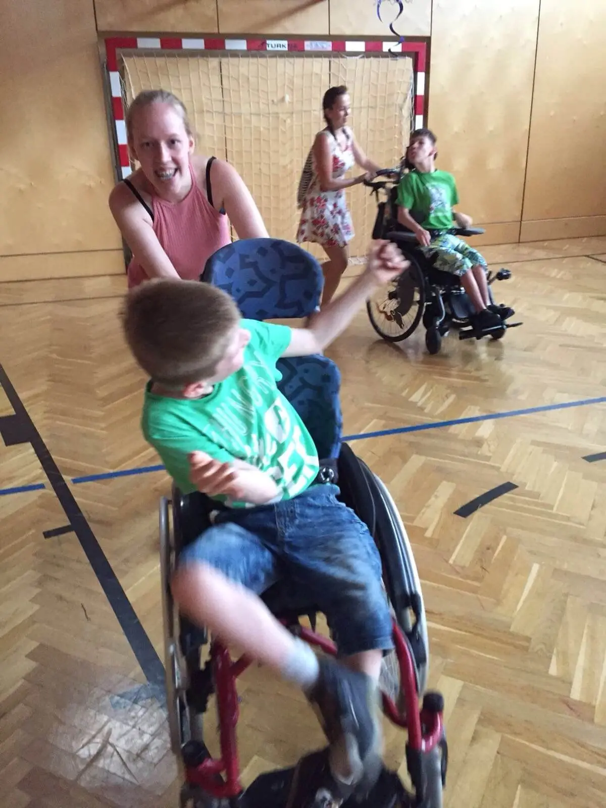 ferienohnehandicap-camp-I-2017_schwimmen_027