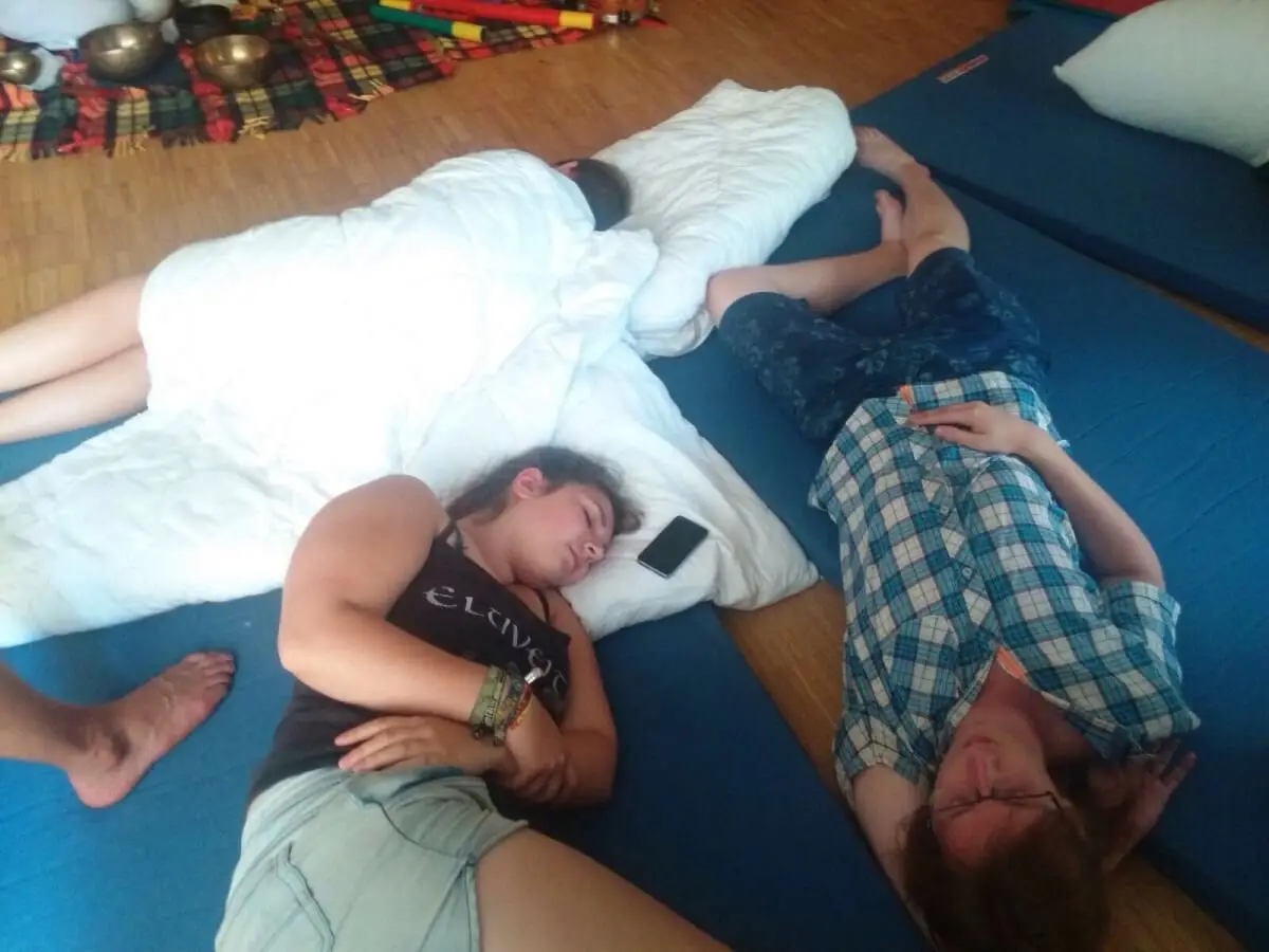 ferienohnehandicap-camp-II-2017_klangschalen_012