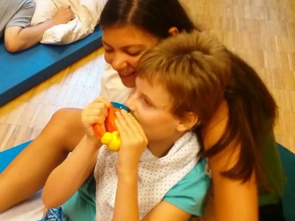 ferienohnehandicap-camp-II-2017_klangschalen_026