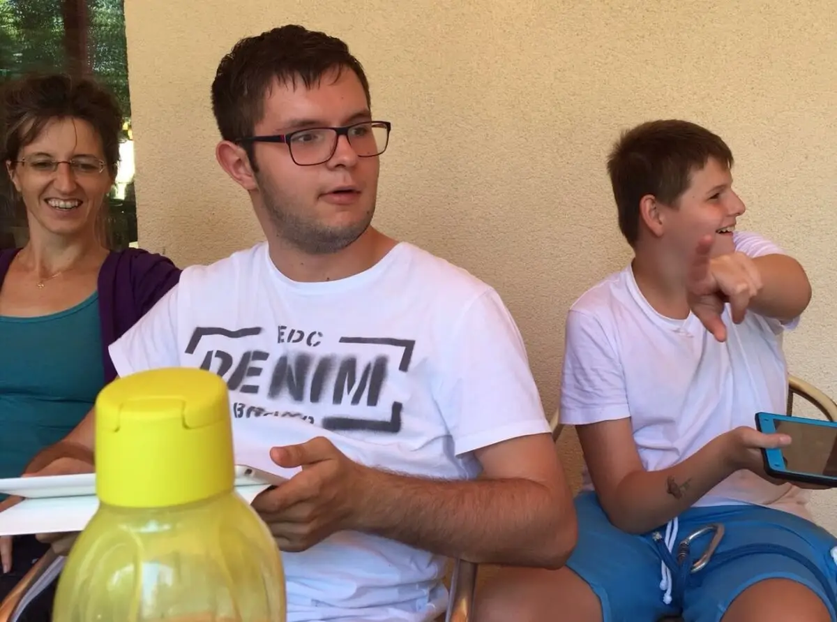 ferienohnehandicap-camp-II-2017_klangschalen_041