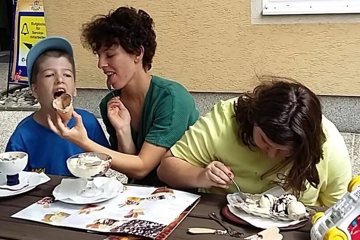 ferienohnehandicap-camp-III-2017_klangschalen_006