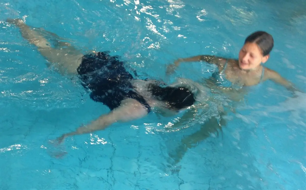 ferienohnehandicap-camp-III-2017_schwimmen_dienstag_022