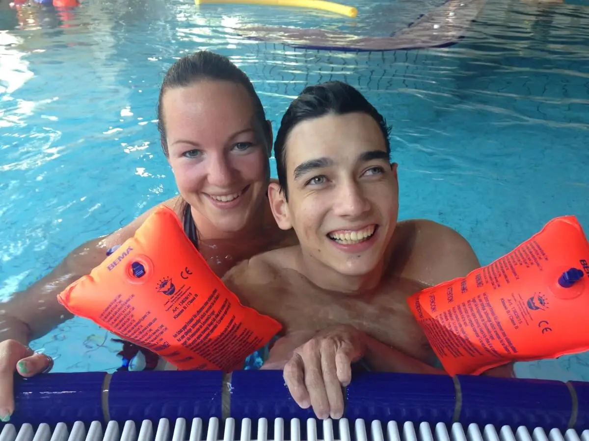ferienohnehandicap-camp-III-2017_schwimmen_dienstag_024