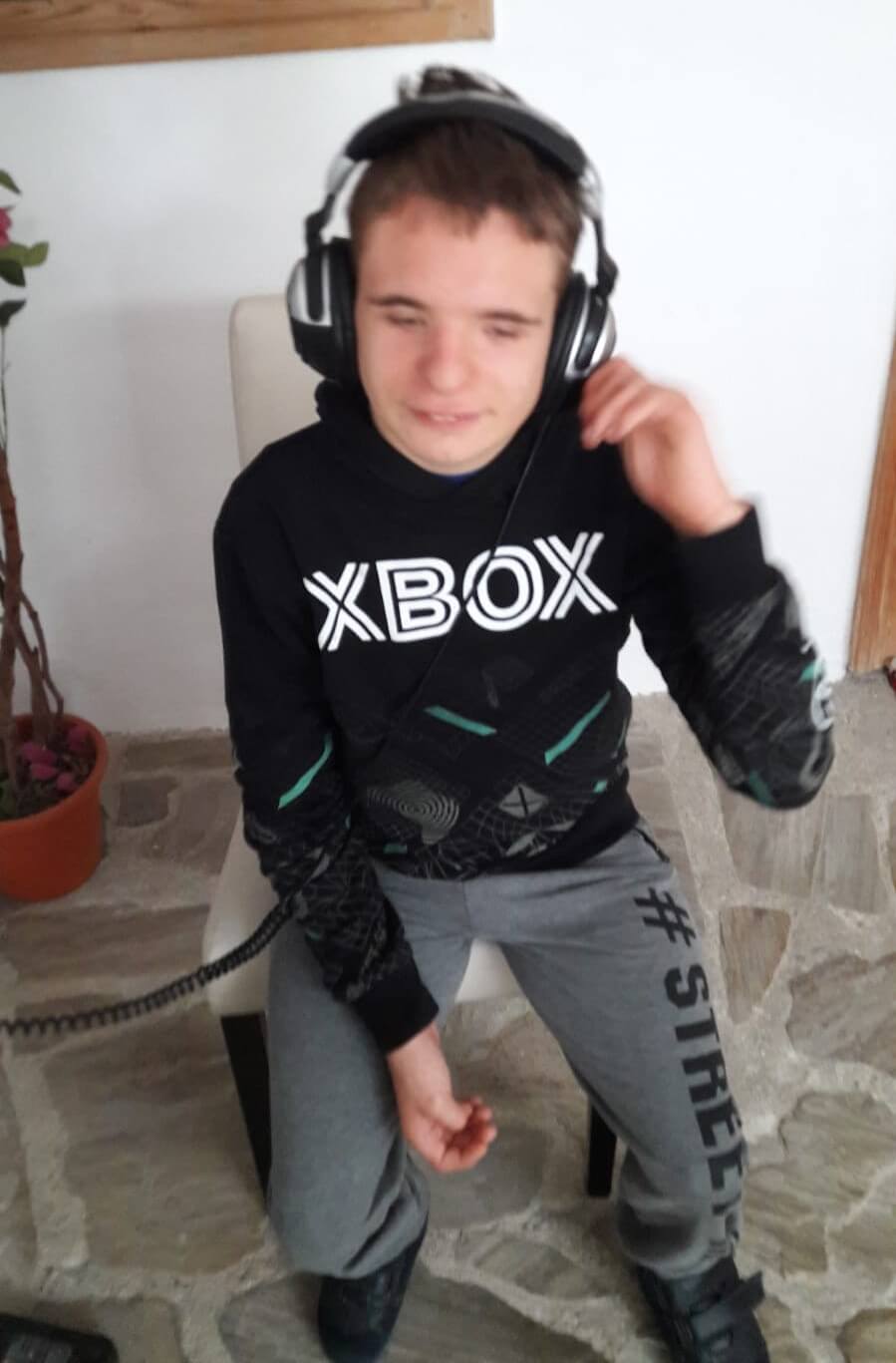 8