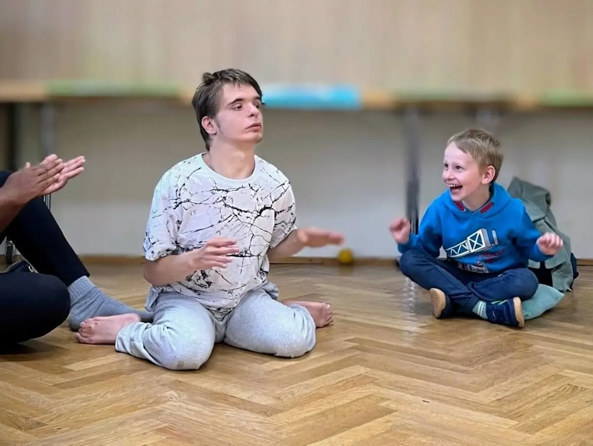 3